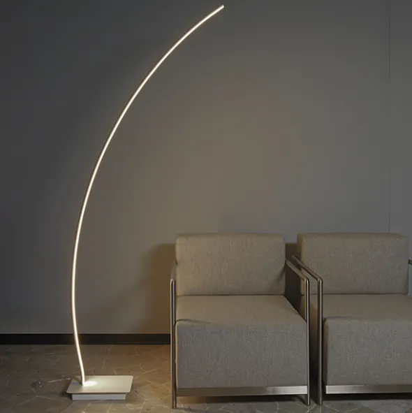 Bracket lampada da terra a led di design