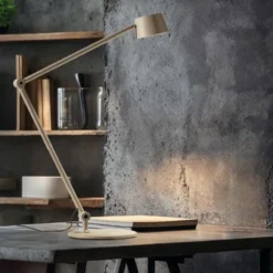 Efira lampada tavolo di design