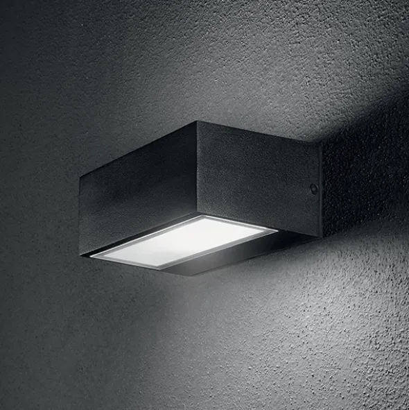Twin applique da esterno